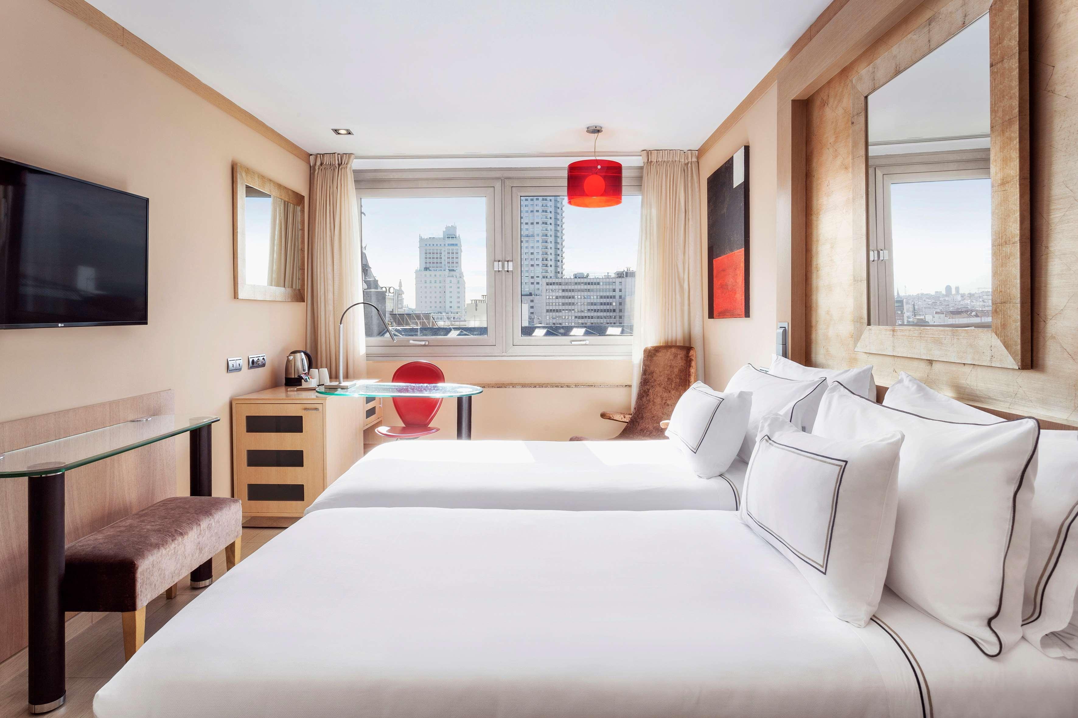 Melia Madrid Princesa ภายนอก รูปภาพ
