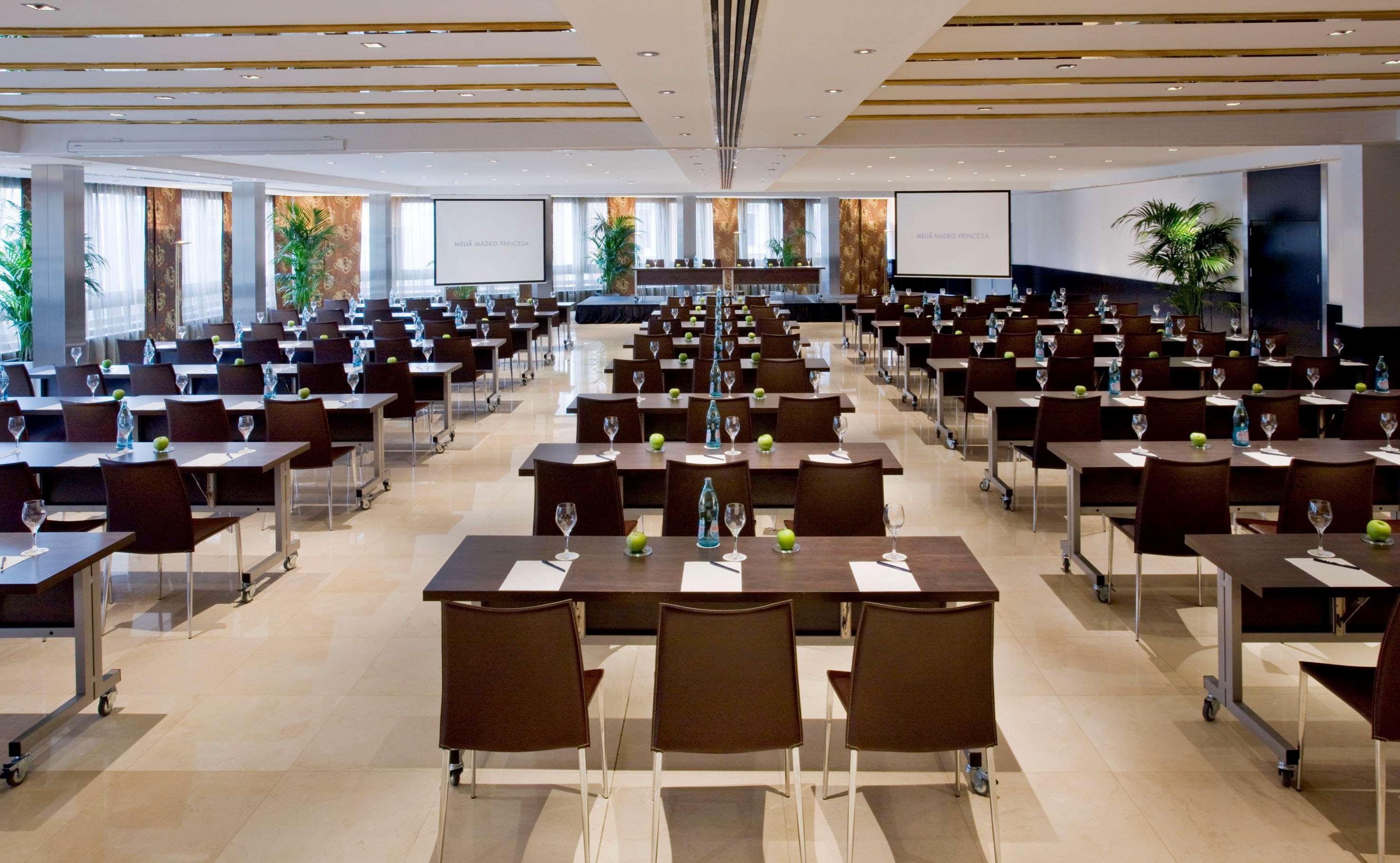 Melia Madrid Princesa สิ่งอำนวยความสะดวก รูปภาพ Meeting room