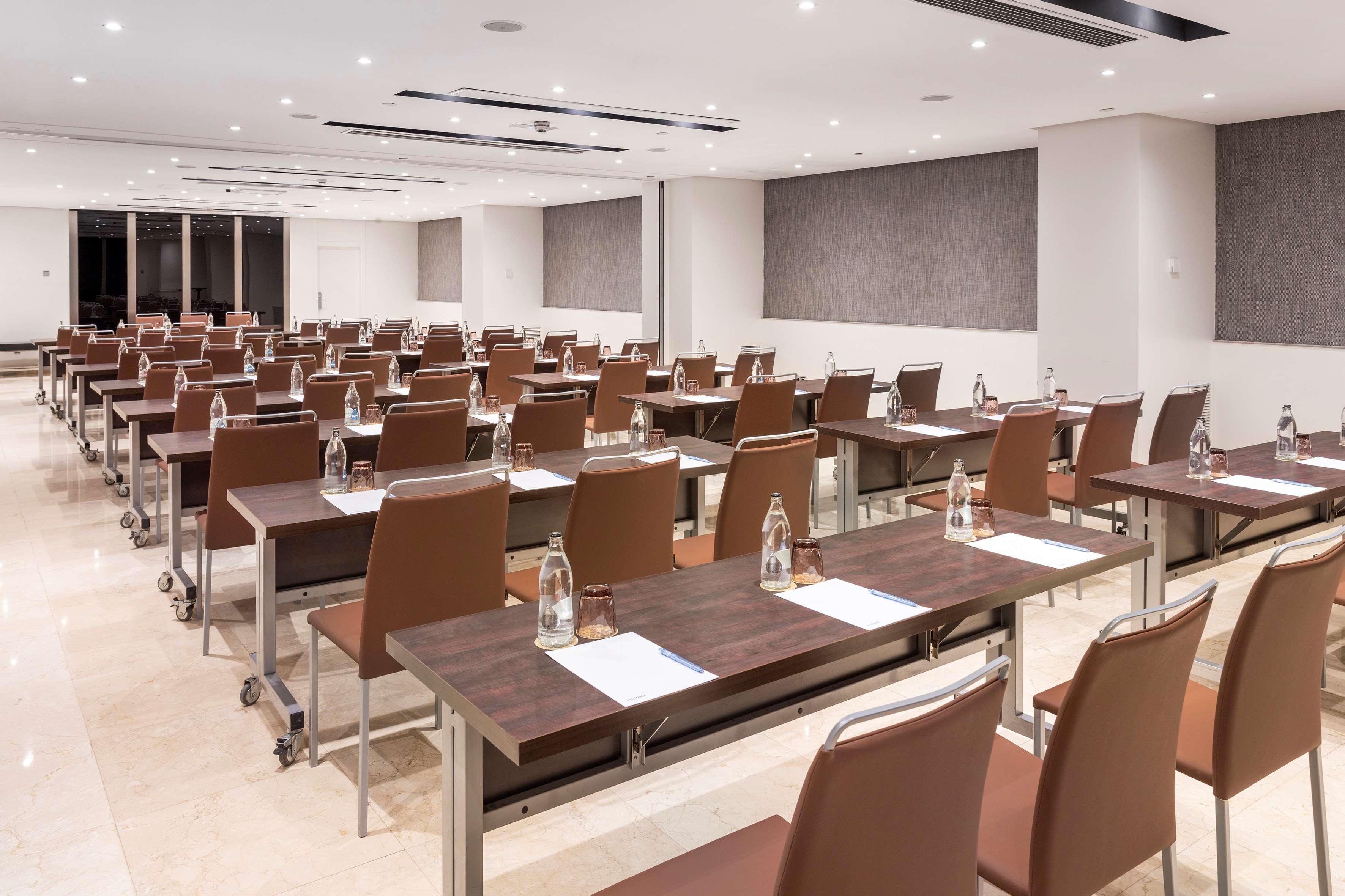 Melia Madrid Princesa ภายนอก รูปภาพ Meeting room