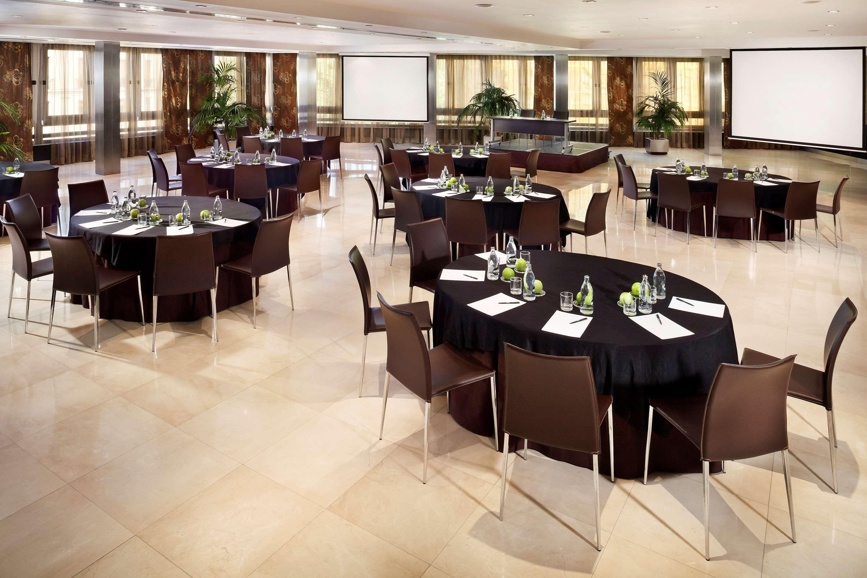 Melia Madrid Princesa ภายนอก รูปภาพ The ballroom